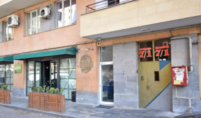7/1 Nalbandyan Street, Three Bedrooms Apartment